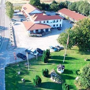 Hotel Medio